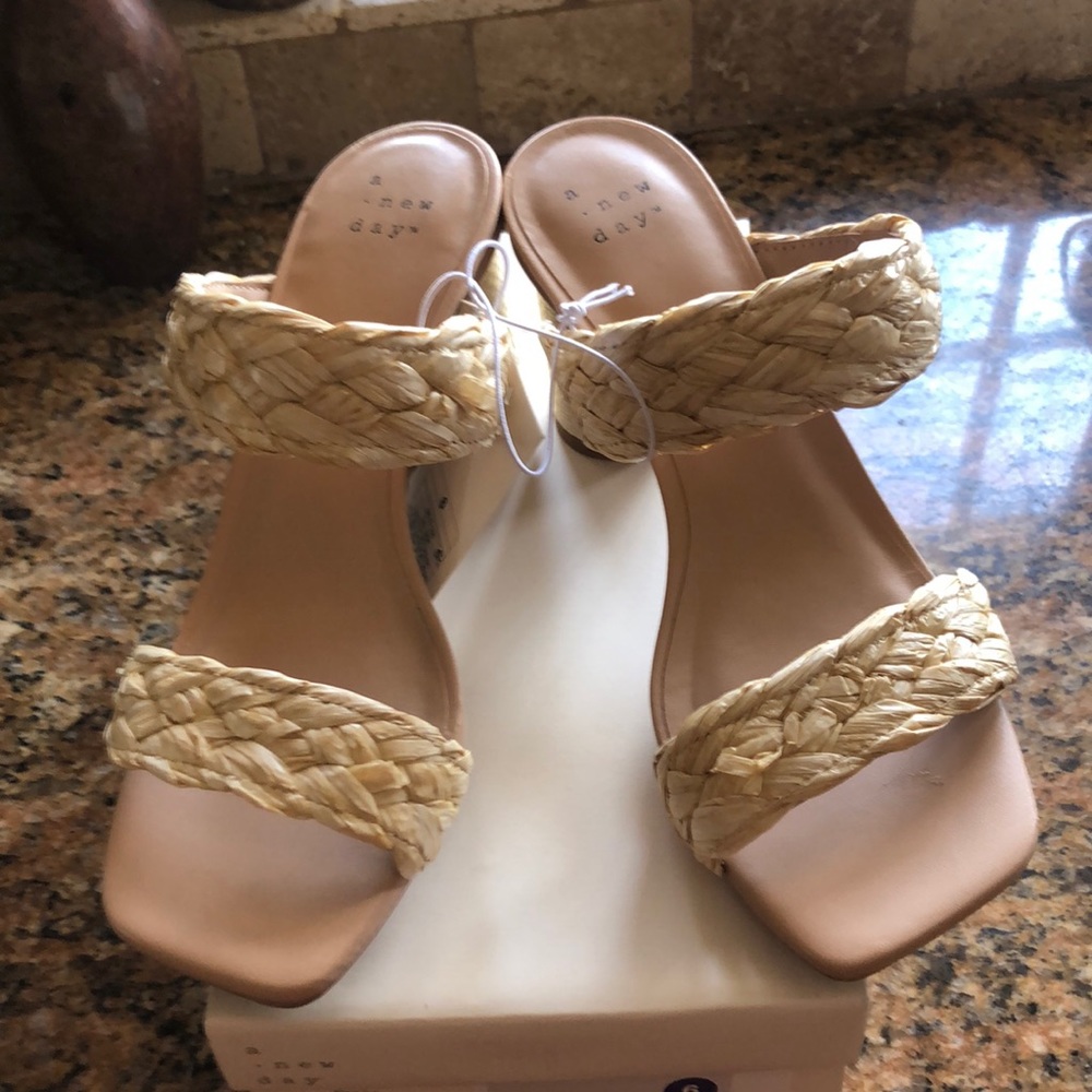 Raffia 2 Strap Block Heel Sandal